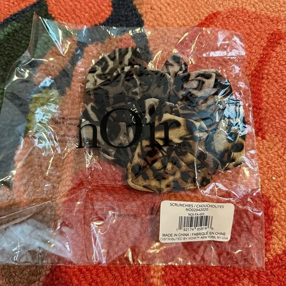 NWT set of 3 scrunchies